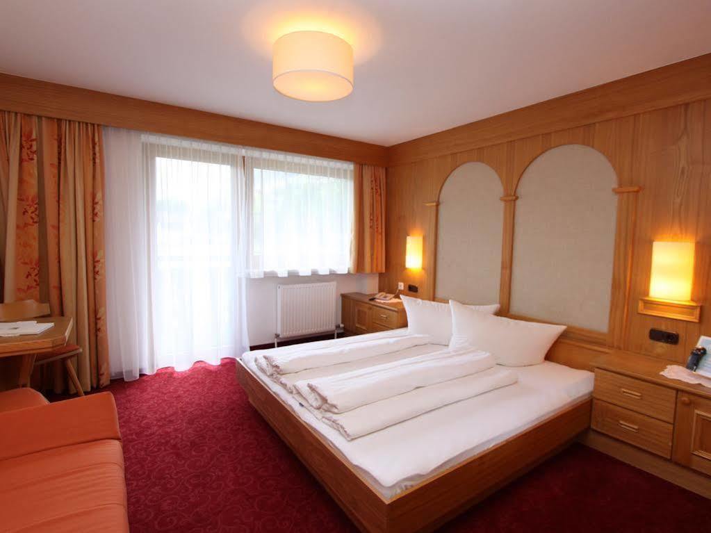 Pensjonat Vizensn Living Sölden